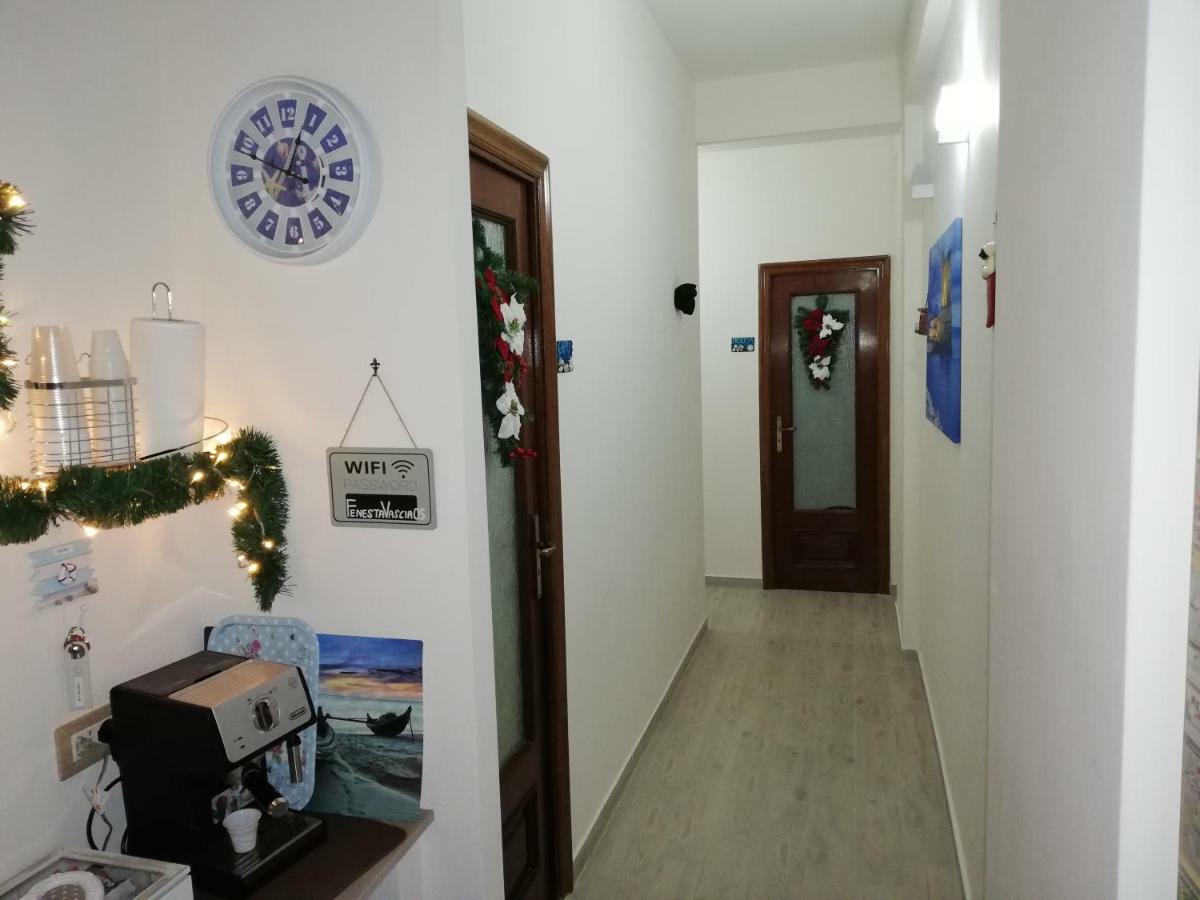 Bed and Breakfast Fenesta Vascia Neapel Exterior foto